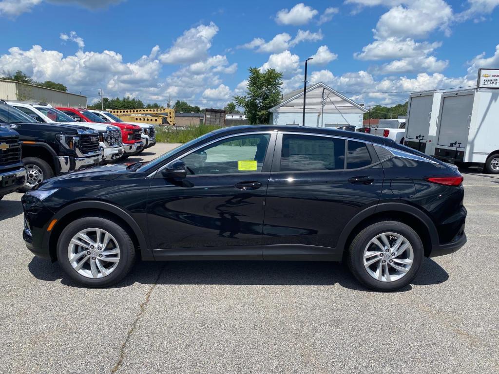 new 2025 Buick Envista car, priced at $27,530