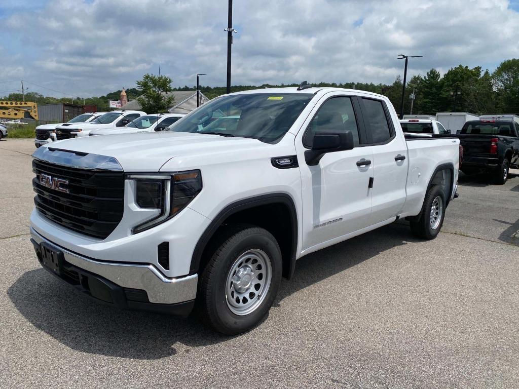 new 2025 GMC Sierra 1500 car, priced at $47,695