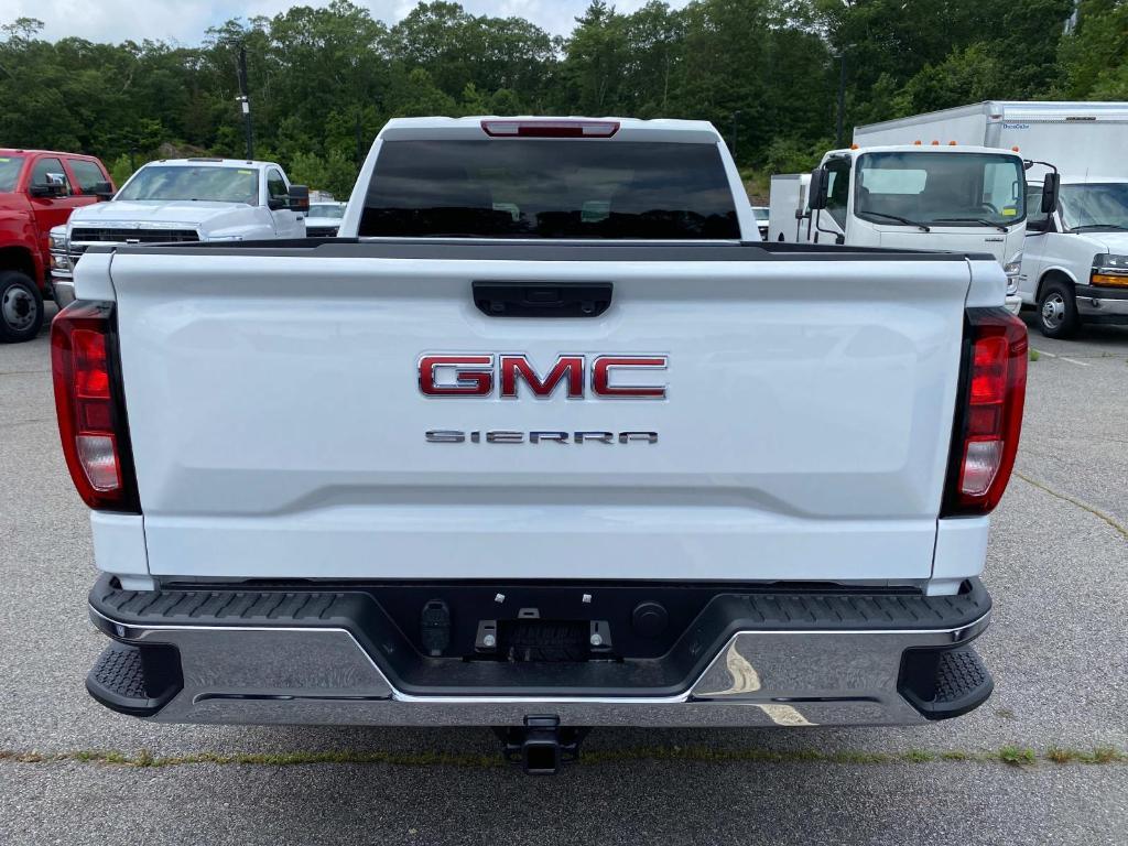 new 2025 GMC Sierra 1500 car, priced at $47,695