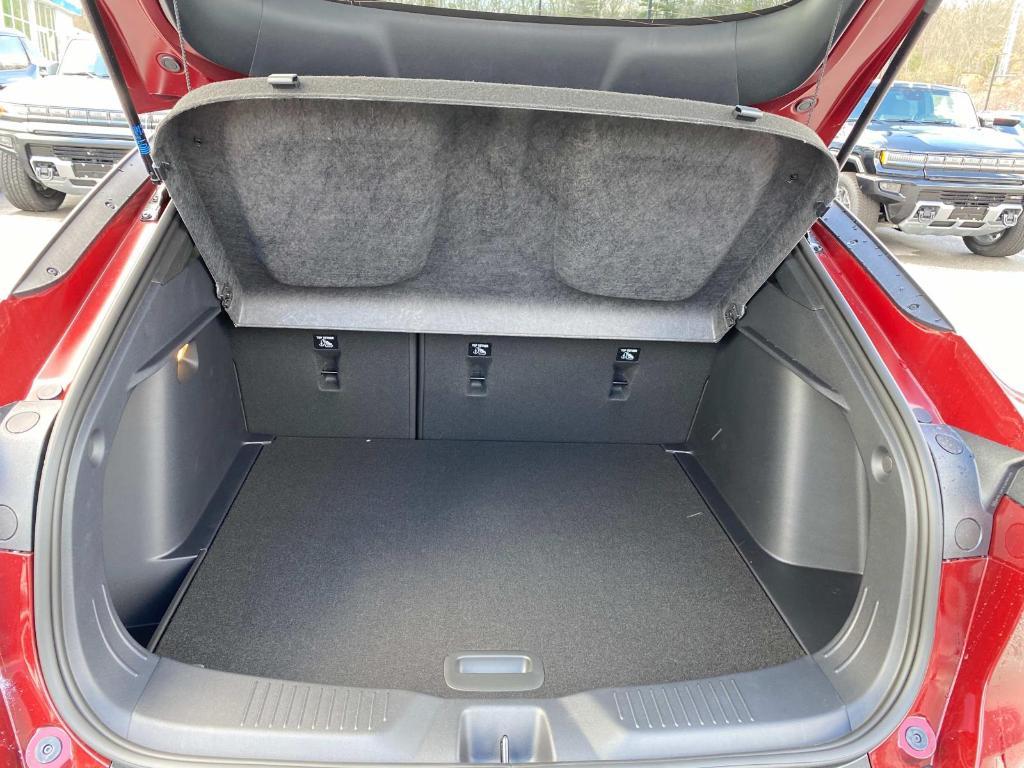 new 2025 Buick Envista car, priced at $26,585