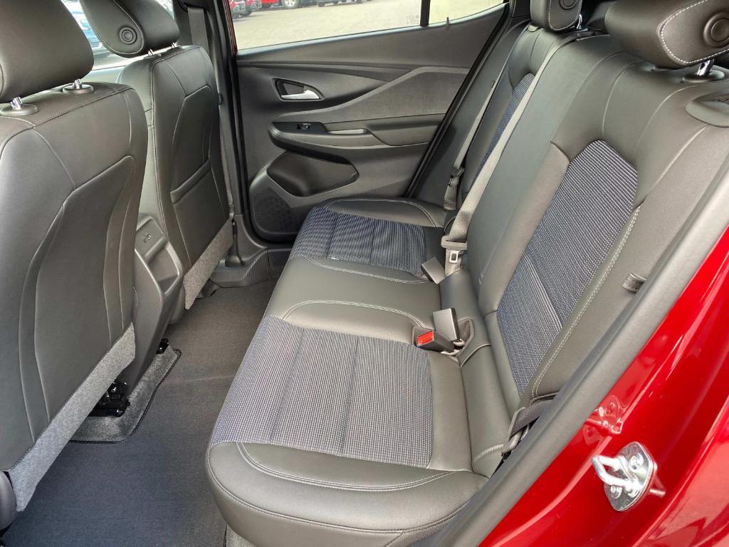 new 2025 Buick Envista car, priced at $26,585