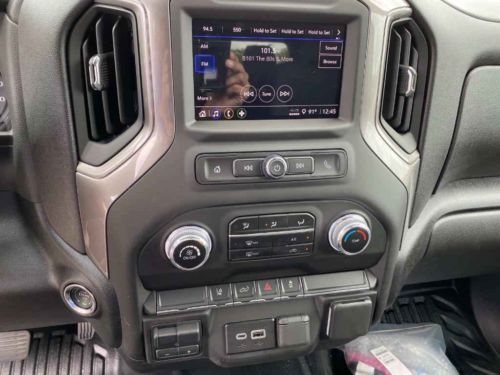 new 2025 GMC Sierra 3500 car, priced at $60,183