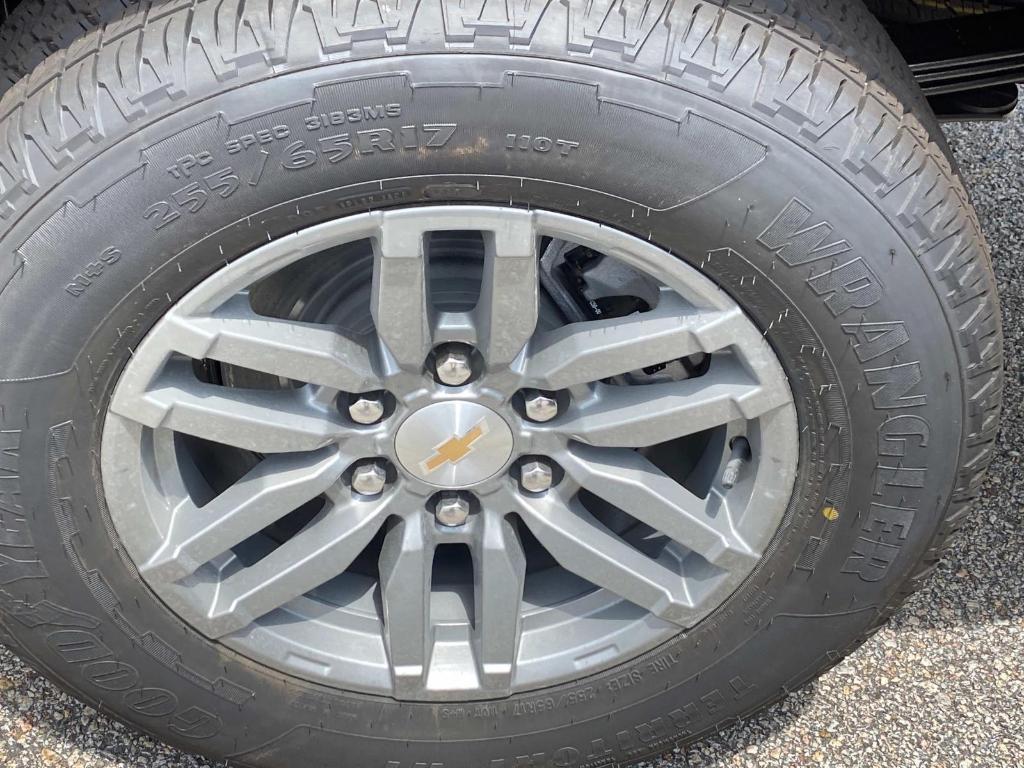 new 2025 Chevrolet Colorado car, priced at $41,385