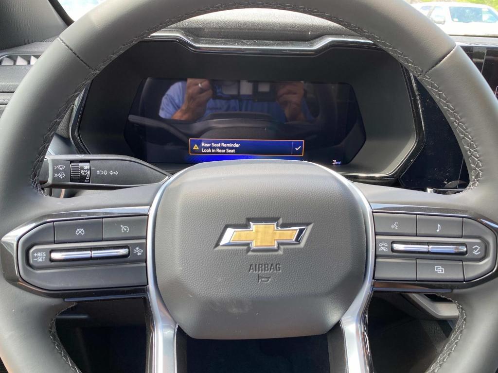 new 2025 Chevrolet Colorado car, priced at $41,385