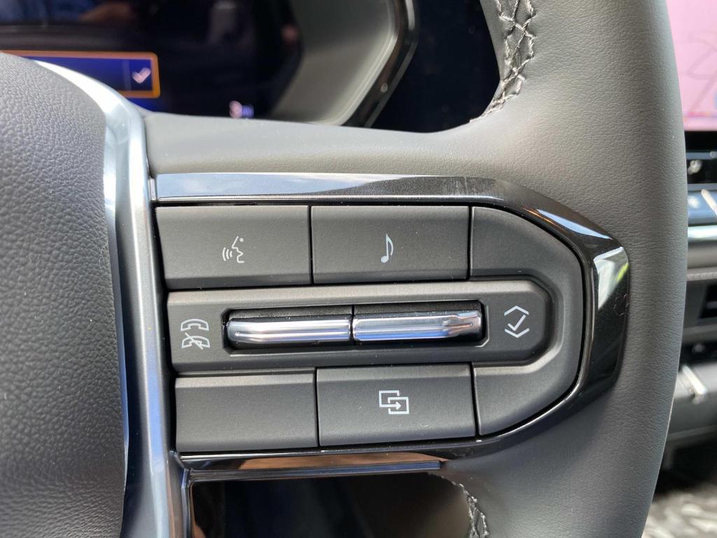 new 2025 Chevrolet Colorado car, priced at $41,385