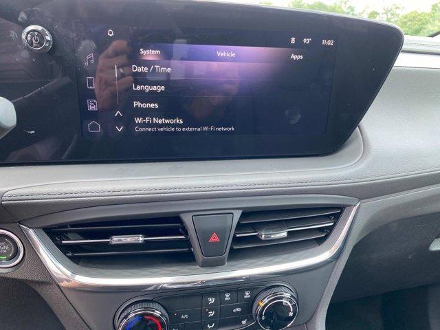 used 2025 Buick Encore GX car, priced at $25,750