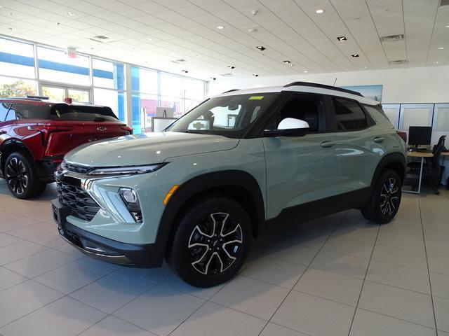 new 2025 Chevrolet TrailBlazer car, priced at $34,675