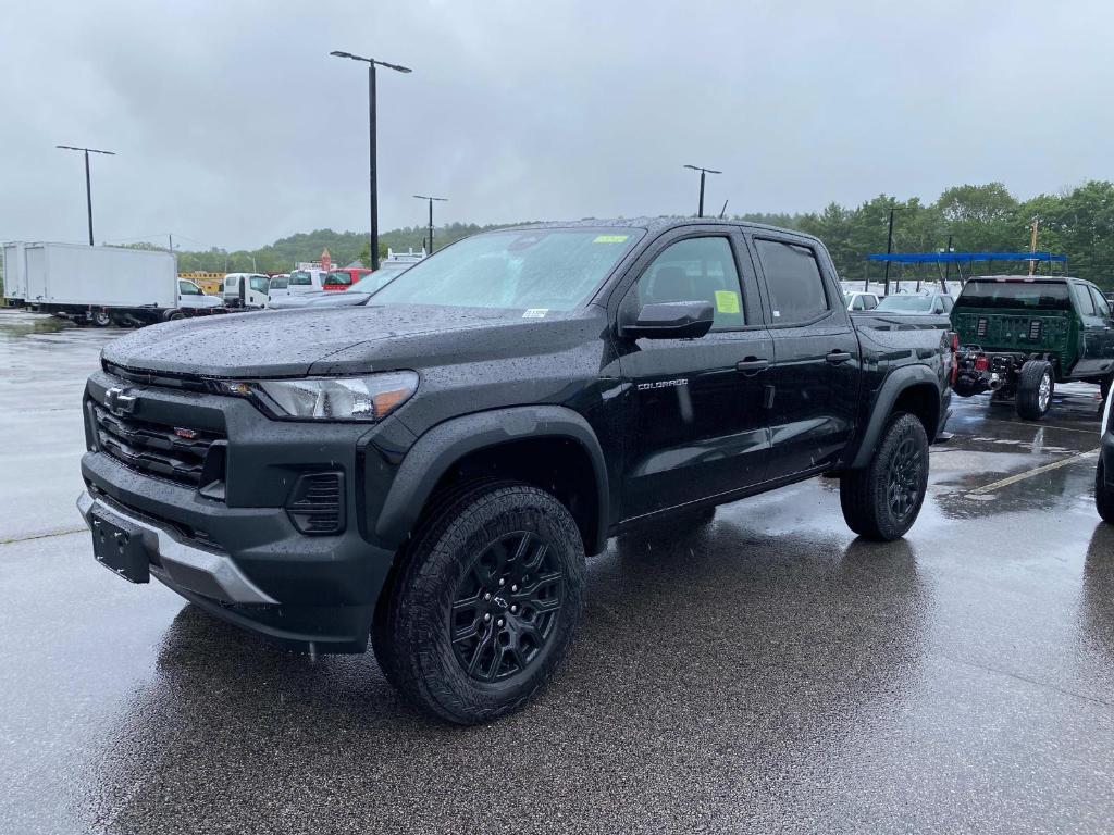 new 2025 Chevrolet Colorado car, priced at $45,220