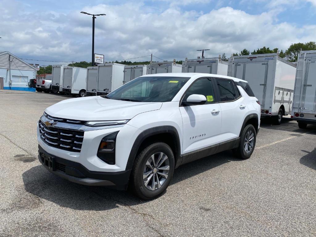 new 2026 Chevrolet Equinox car, priced at $34,045