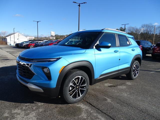 new 2025 Chevrolet TrailBlazer car, priced at $30,475