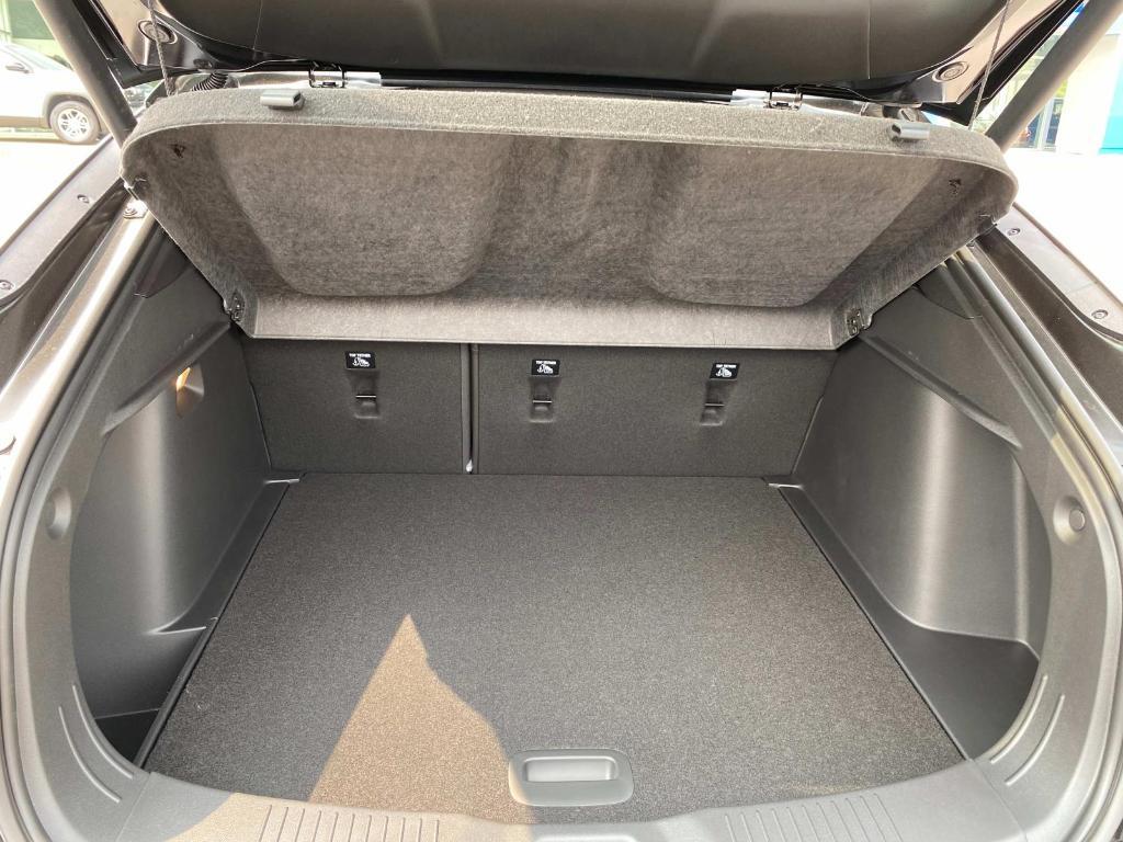 new 2025 Buick Envista car, priced at $31,835