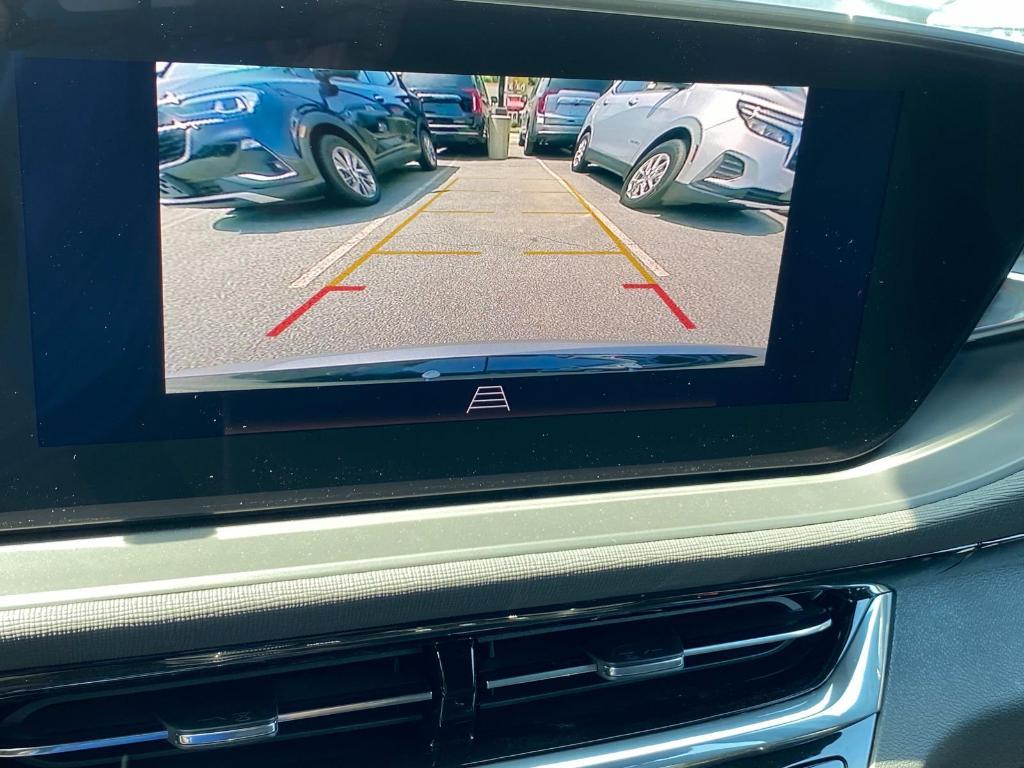 new 2025 Buick Envista car, priced at $28,930