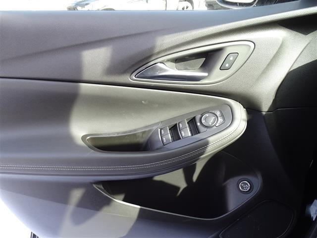 new 2025 Buick Encore GX car, priced at $31,125