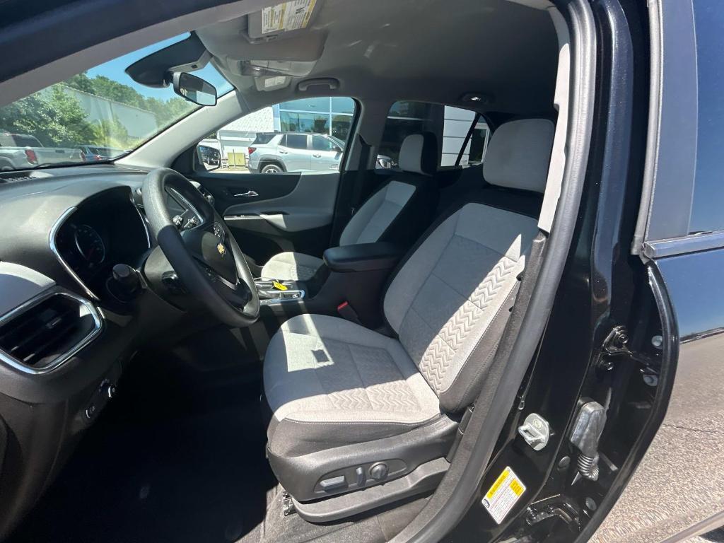 used 2022 Chevrolet Equinox car, priced at $21,990