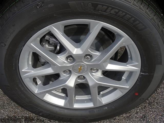 used 2024 Chevrolet Equinox car, priced at $32,090