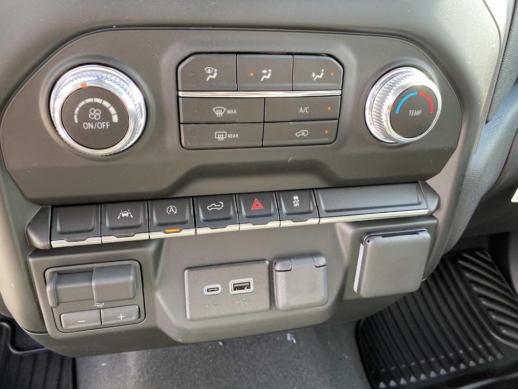 new 2026 GMC Sierra 1500 car, priced at $47,740
