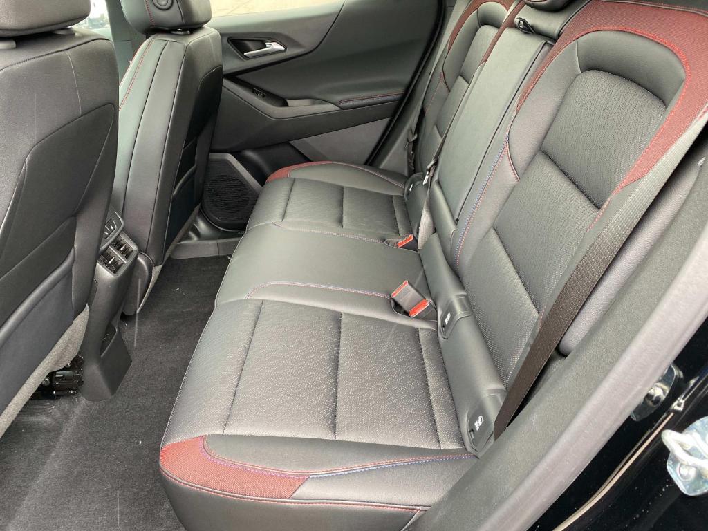 new 2025 Chevrolet Equinox car, priced at $39,085