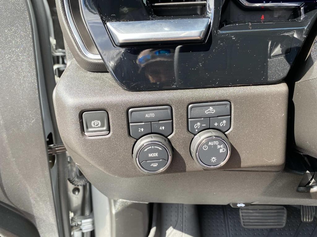 used 2024 Chevrolet Silverado 1500 car, priced at $47,995