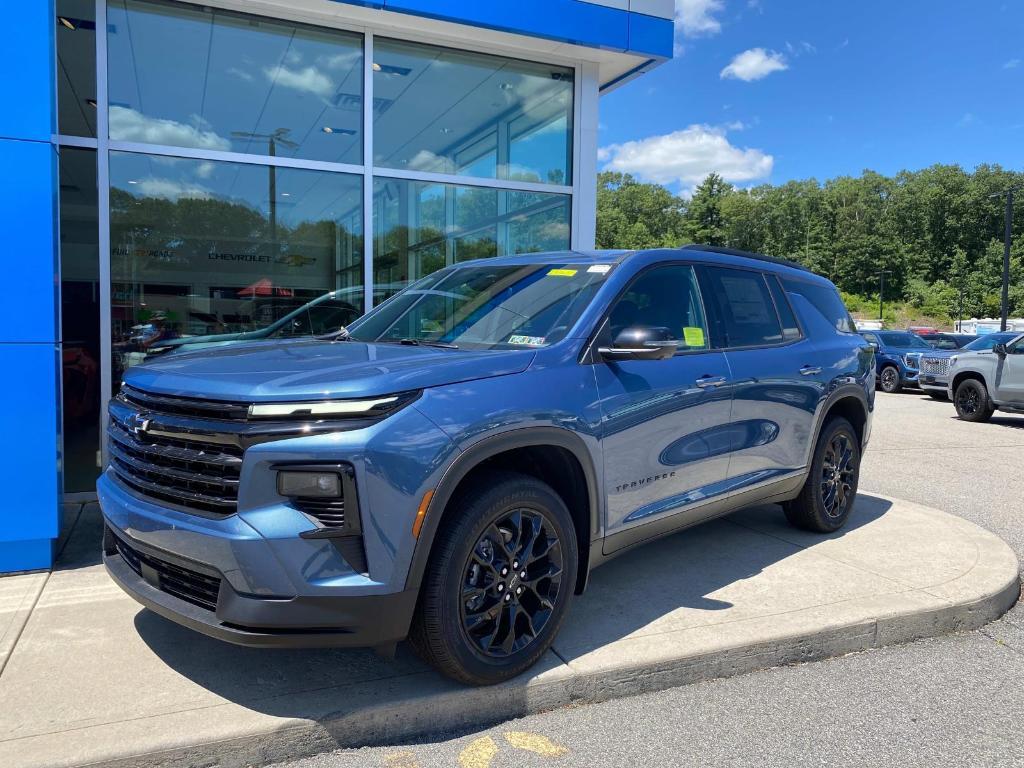 new 2025 Chevrolet Traverse car, priced at $48,800
