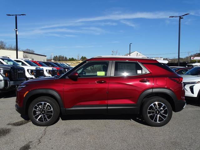 new 2025 Chevrolet TrailBlazer car, priced at $30,080