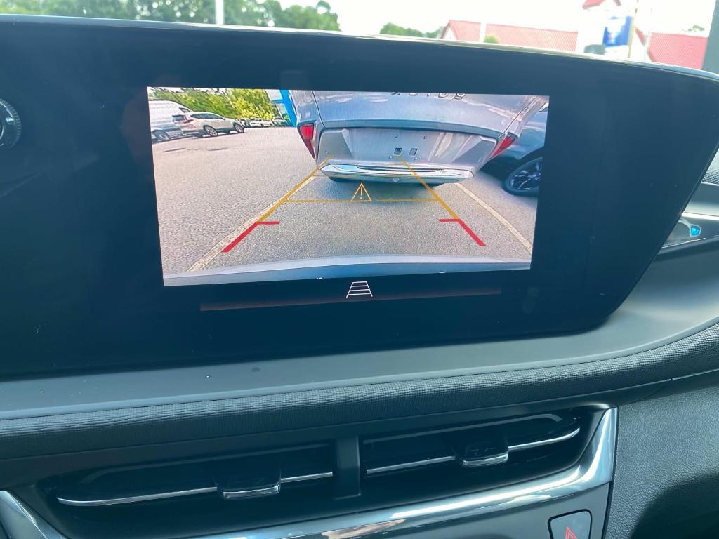 new 2025 Buick Envista car, priced at $25,445