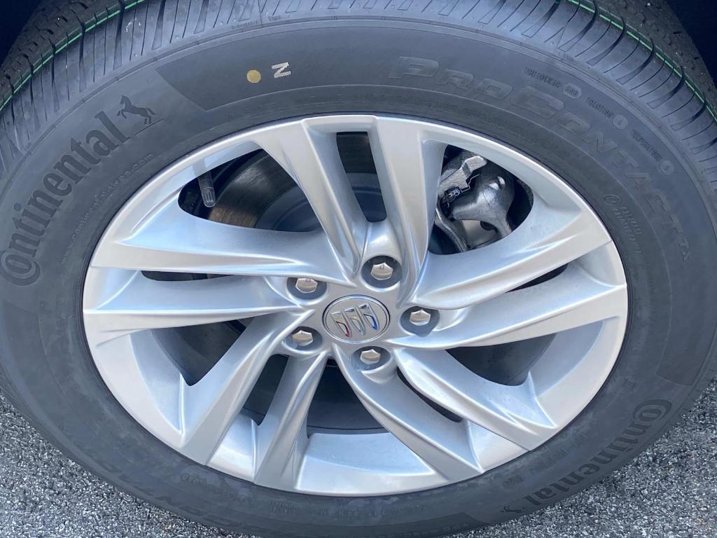 new 2025 Buick Envista car, priced at $25,445