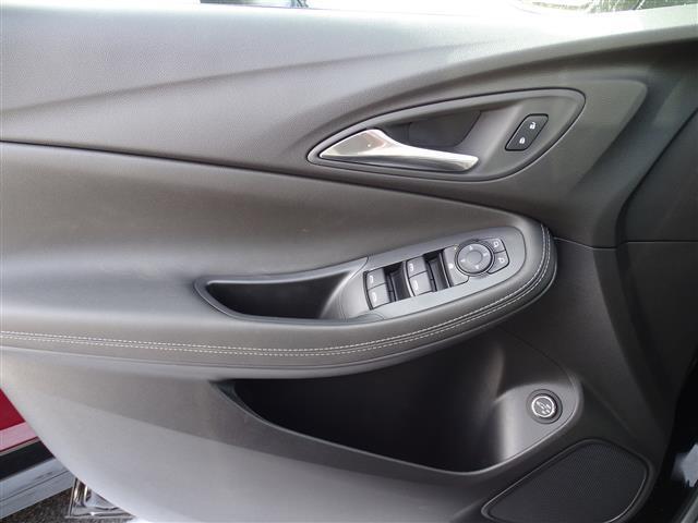 new 2025 Buick Encore GX car, priced at $31,125