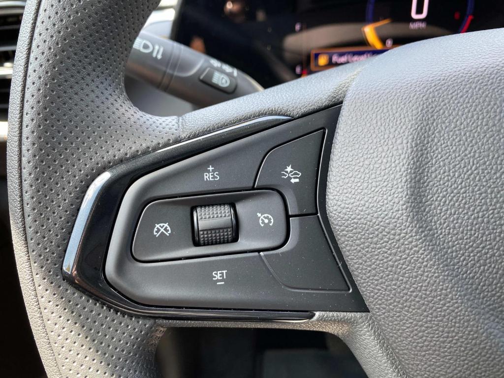 new 2025 Chevrolet TrailBlazer car, priced at $27,760