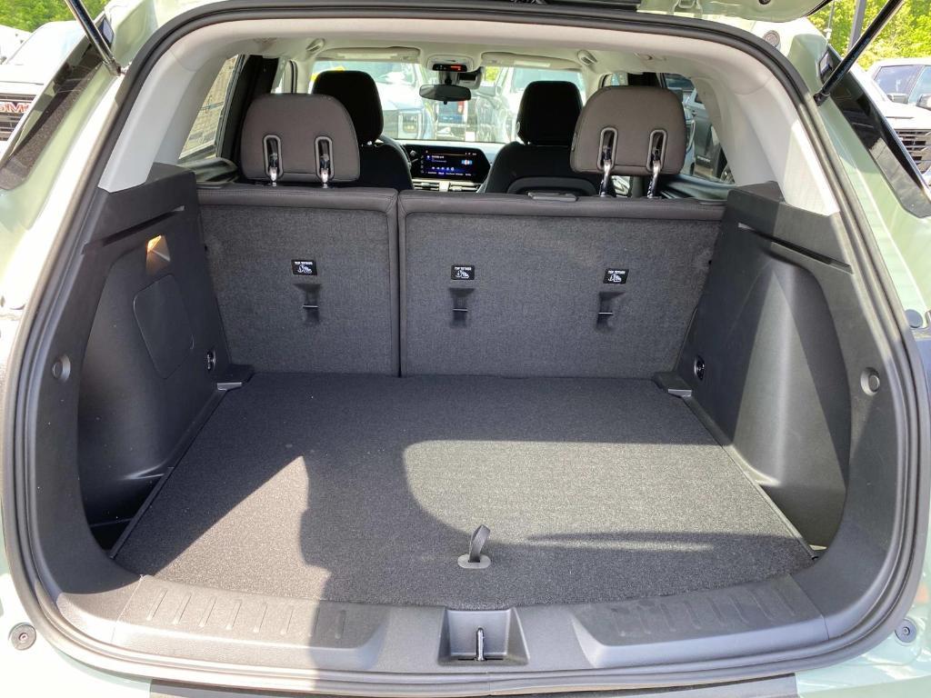 new 2025 Chevrolet TrailBlazer car, priced at $27,760
