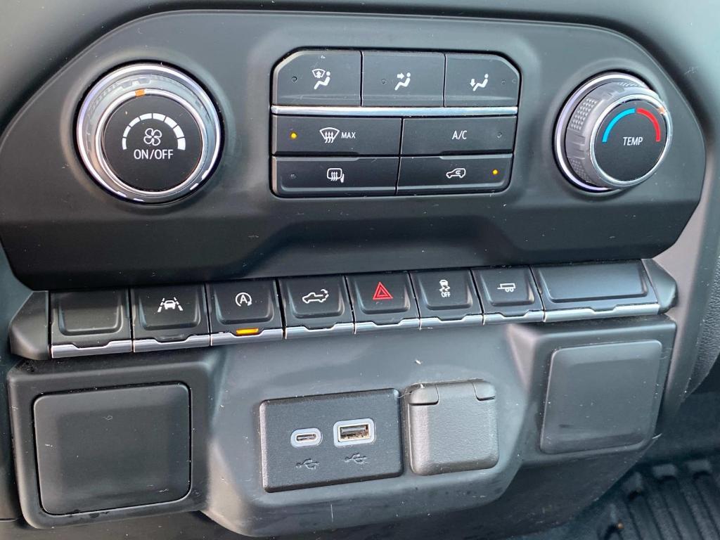 used 2024 Chevrolet Silverado 1500 car, priced at $32,750