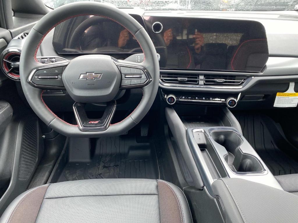 new 2025 Chevrolet Equinox EV car, priced at $53,830