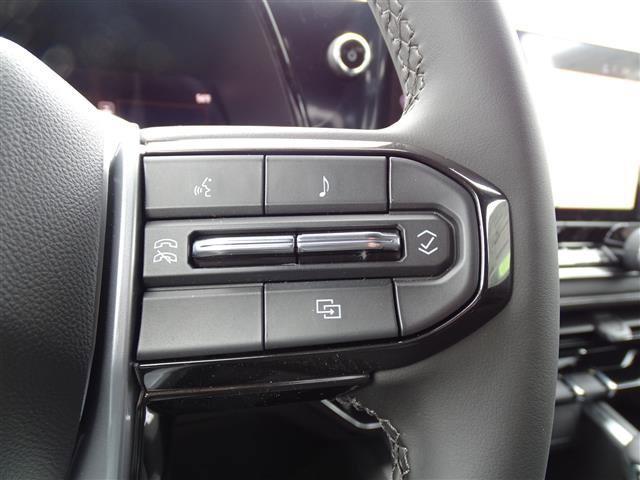 used 2024 Chevrolet Colorado car, priced at $32,251