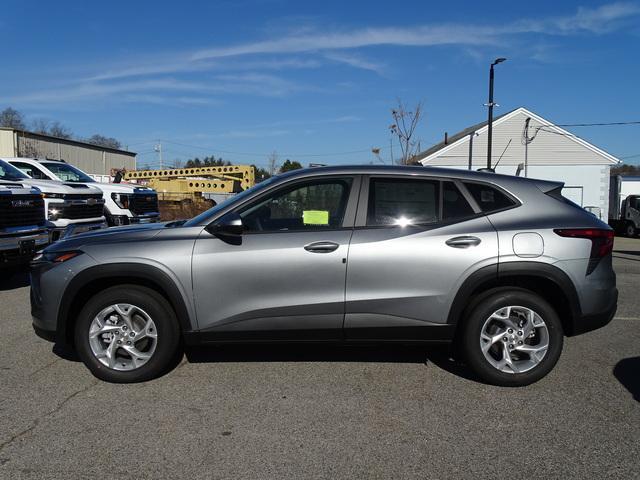 new 2025 Chevrolet Trax car, priced at $22,490