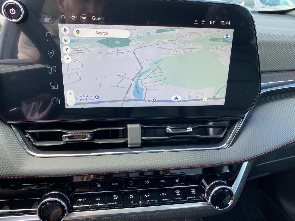 new 2026 Chevrolet Equinox car, priced at $39,130