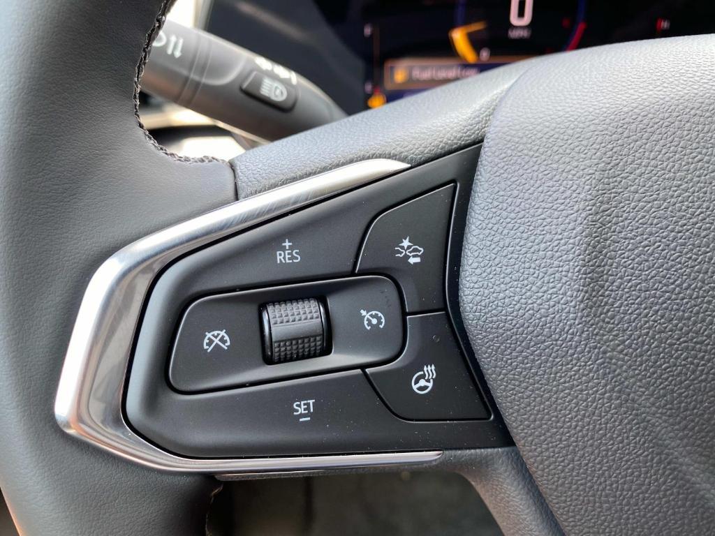 new 2025 Chevrolet Trax car, priced at $26,955