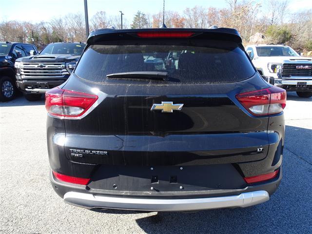 used 2025 Chevrolet TrailBlazer car, priced at $30,080
