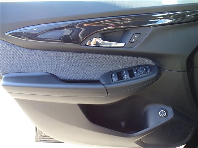 used 2025 Chevrolet TrailBlazer car, priced at $30,080