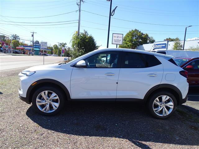 new 2025 Buick Encore GX car, priced at $29,695