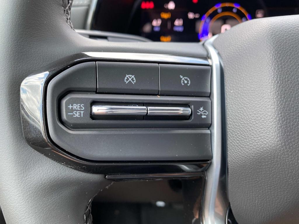 new 2025 Chevrolet Colorado car, priced at $41,365