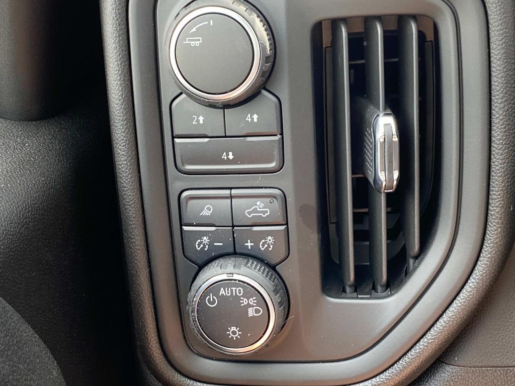 new 2025 Chevrolet Silverado 2500 car, priced at $53,735