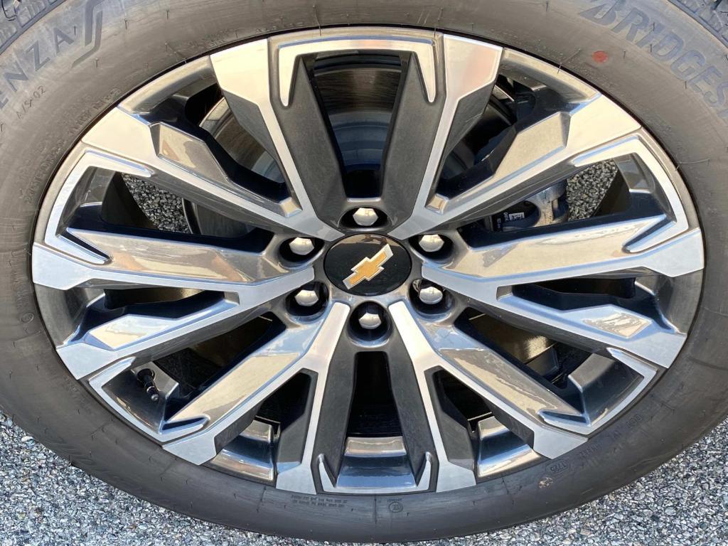 new 2025 Chevrolet Tahoe car, priced at $88,230