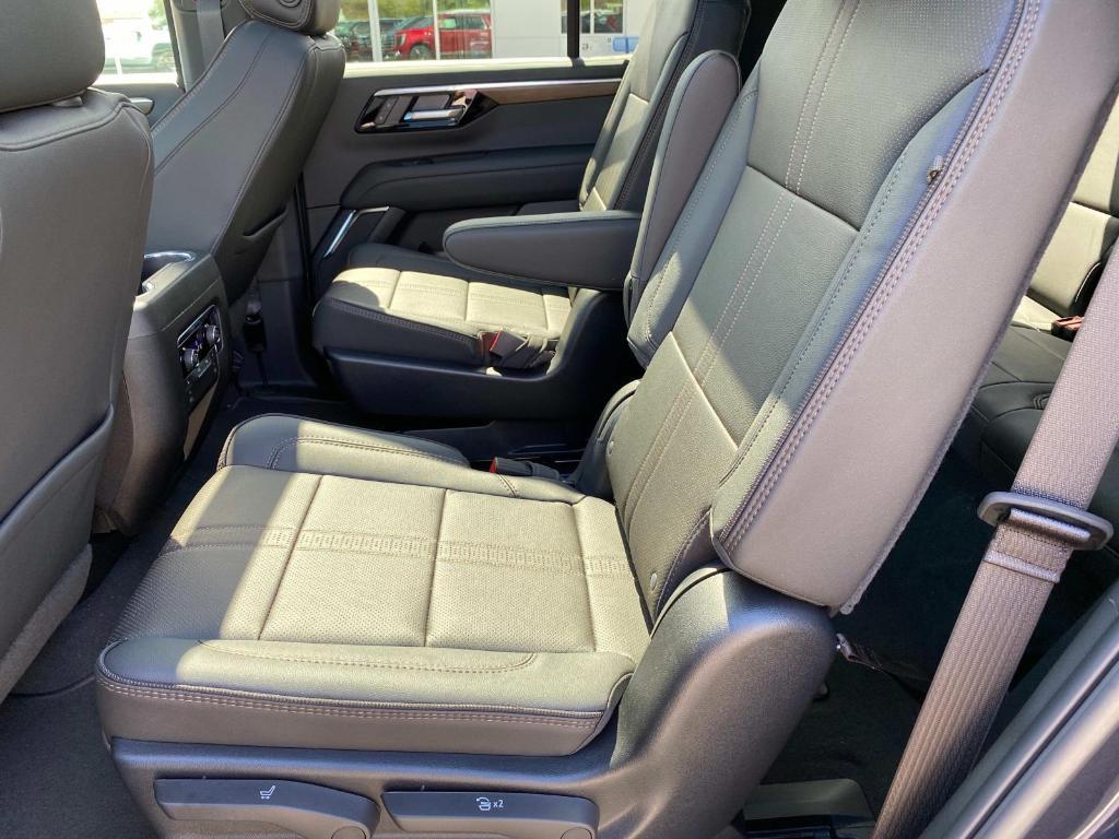 new 2025 Chevrolet Tahoe car, priced at $88,230
