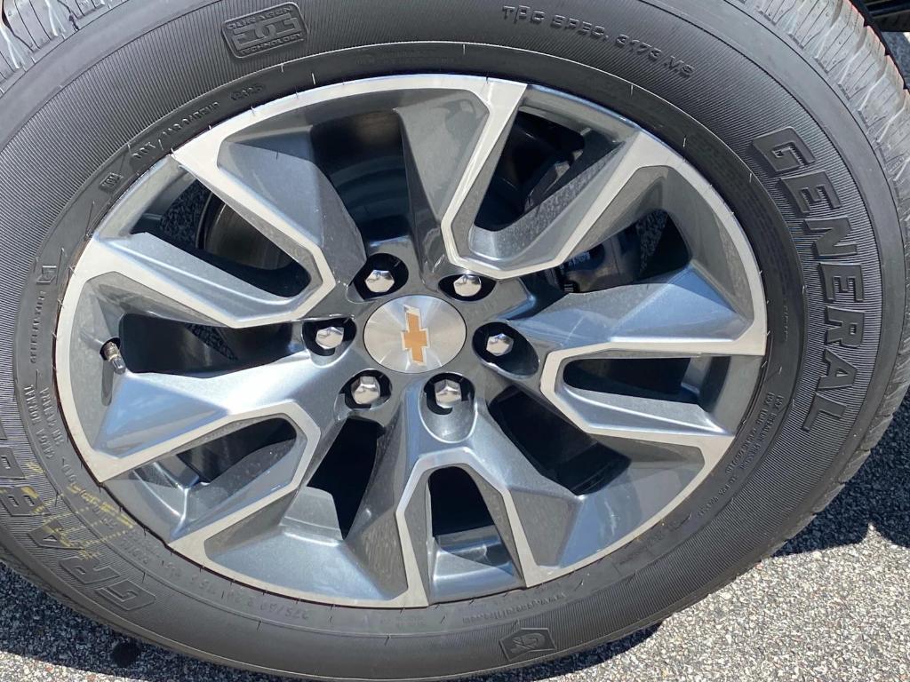 new 2025 Chevrolet Silverado 1500 car, priced at $55,990