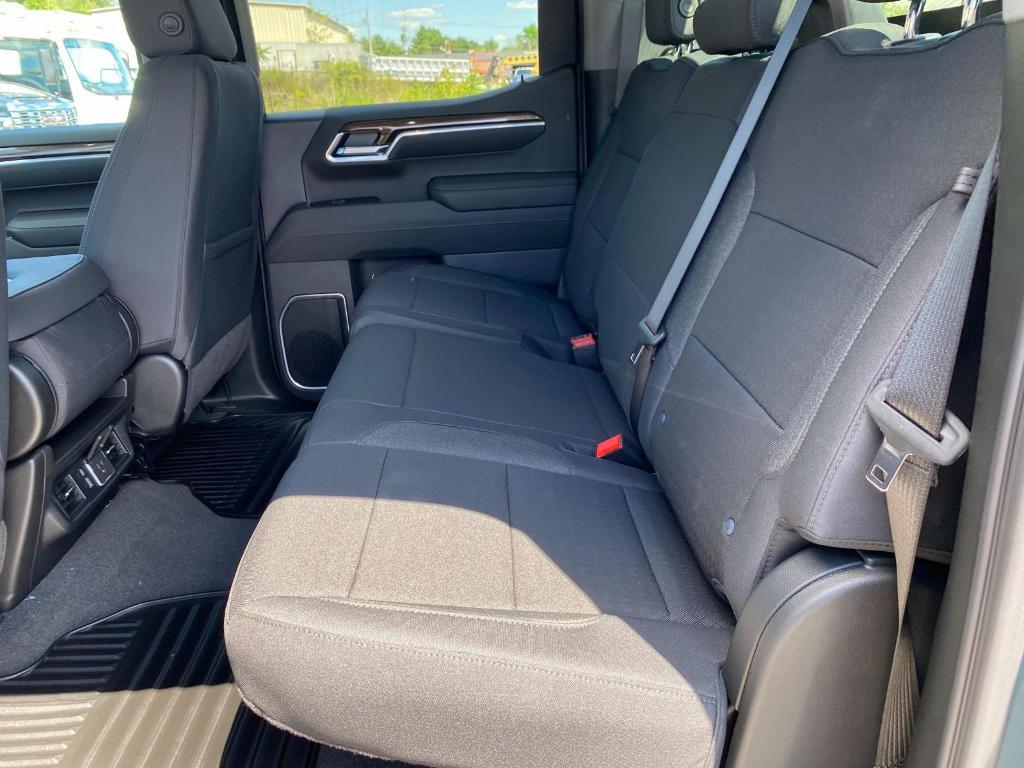 new 2025 Chevrolet Silverado 1500 car, priced at $55,990