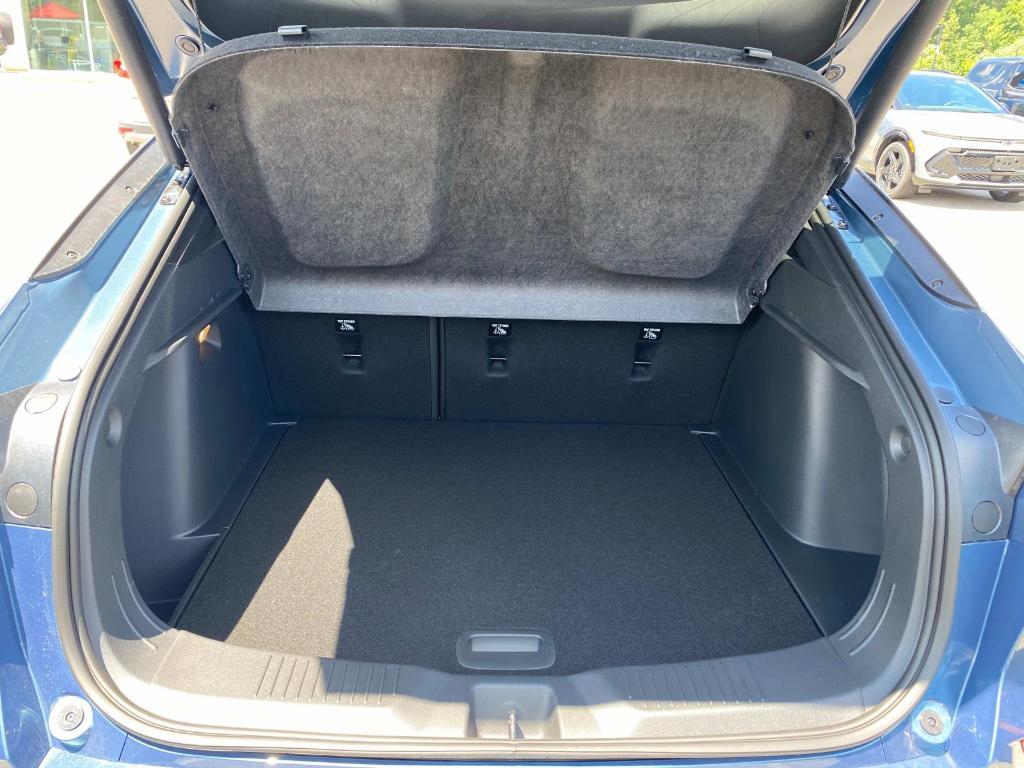 new 2025 Buick Envista car, priced at $31,835