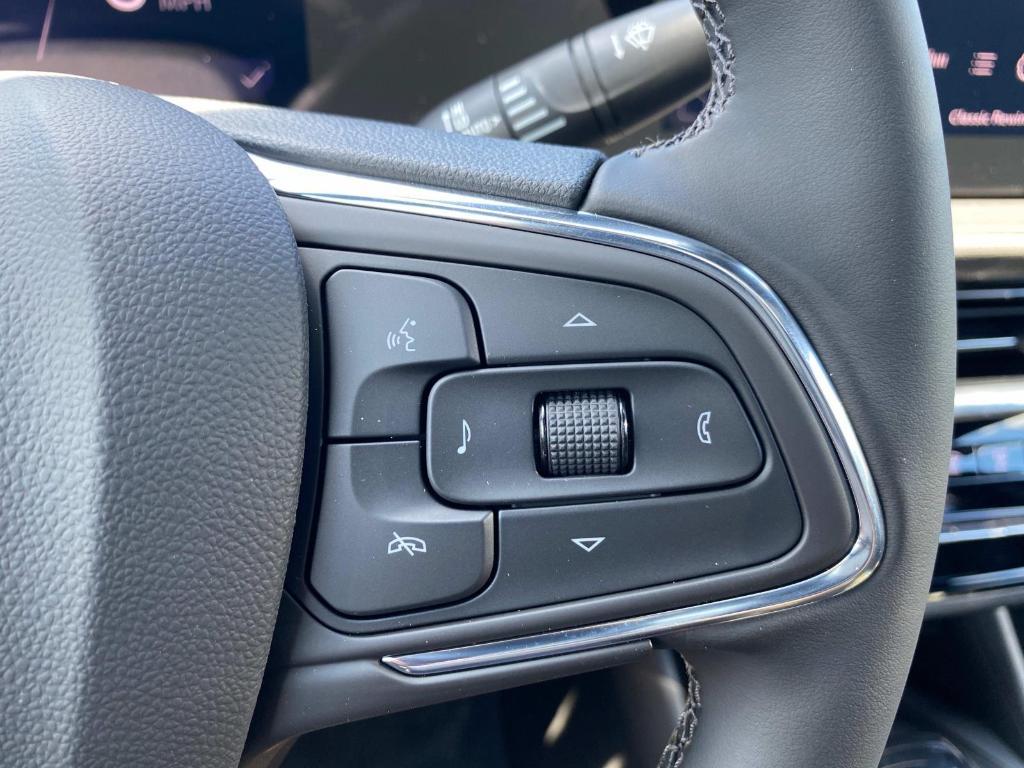new 2025 Buick Envista car, priced at $31,835