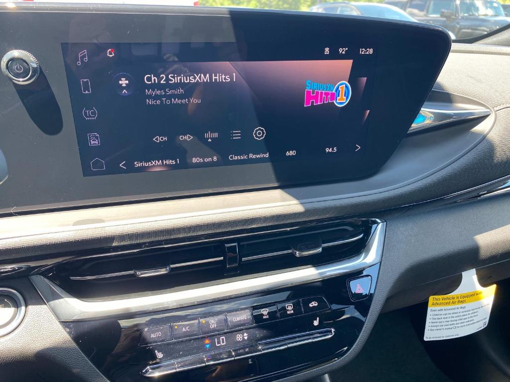 new 2025 Buick Envista car, priced at $31,835