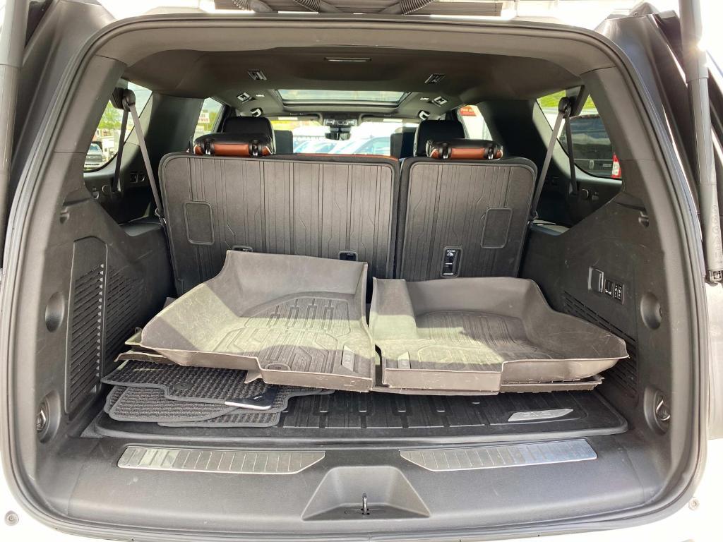 used 2023 GMC Yukon XL car, priced at $89,900
