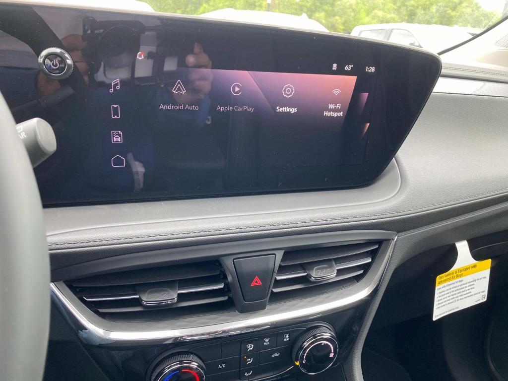 new 2025 Buick Encore GX car, priced at $30,535