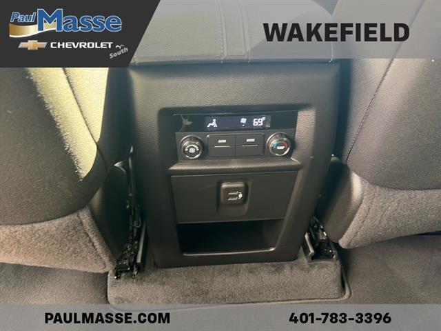 used 2023 Chevrolet Traverse car, priced at $31,988